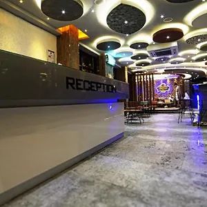 4* Aparthotel Corner Park